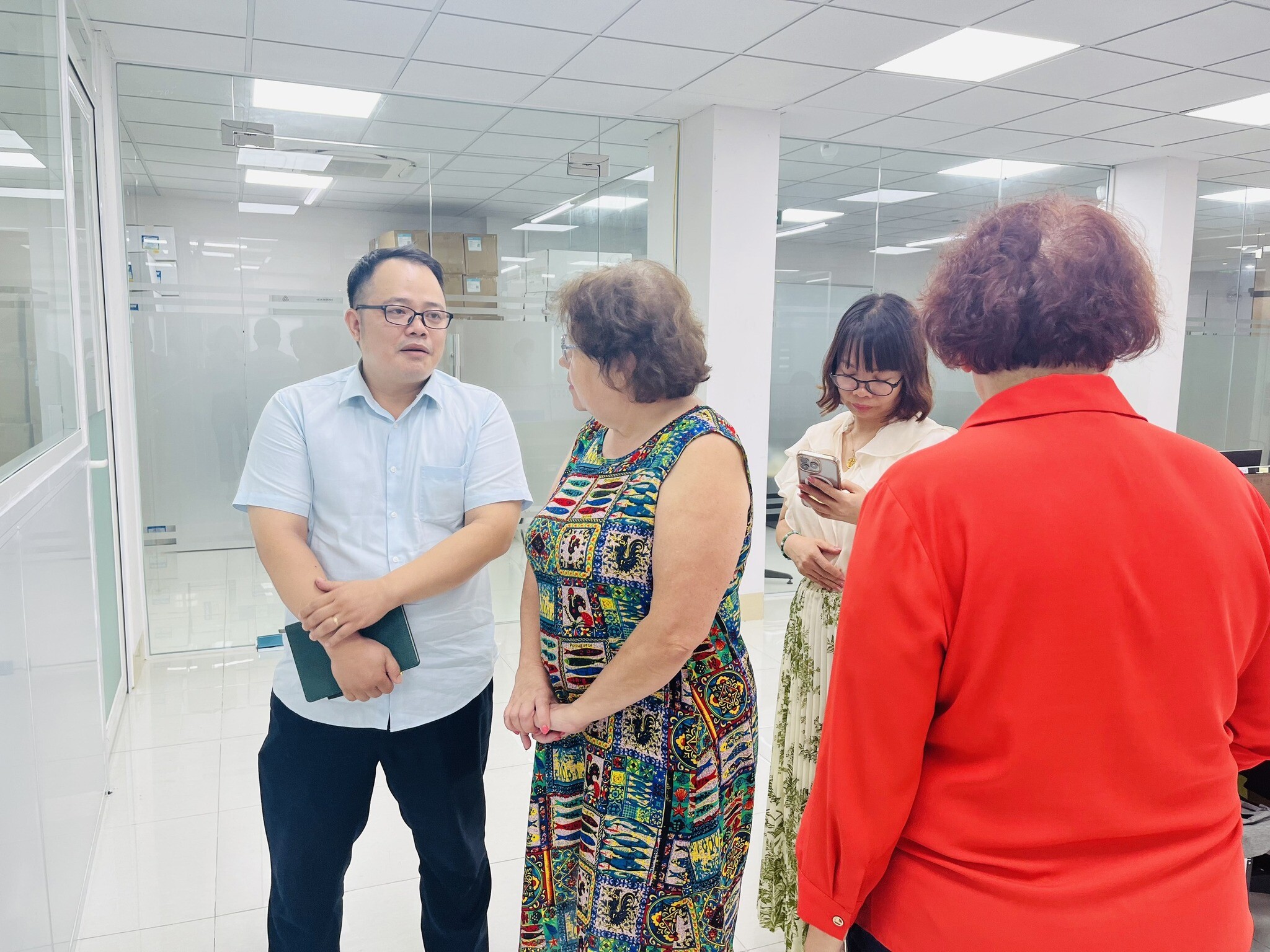 Viện Công Nghệ ADN Và Phân Tích Di Truyền - GENLAB 10