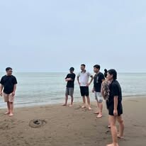 Thương mại dịch vụ và Giải pháp số THT 5