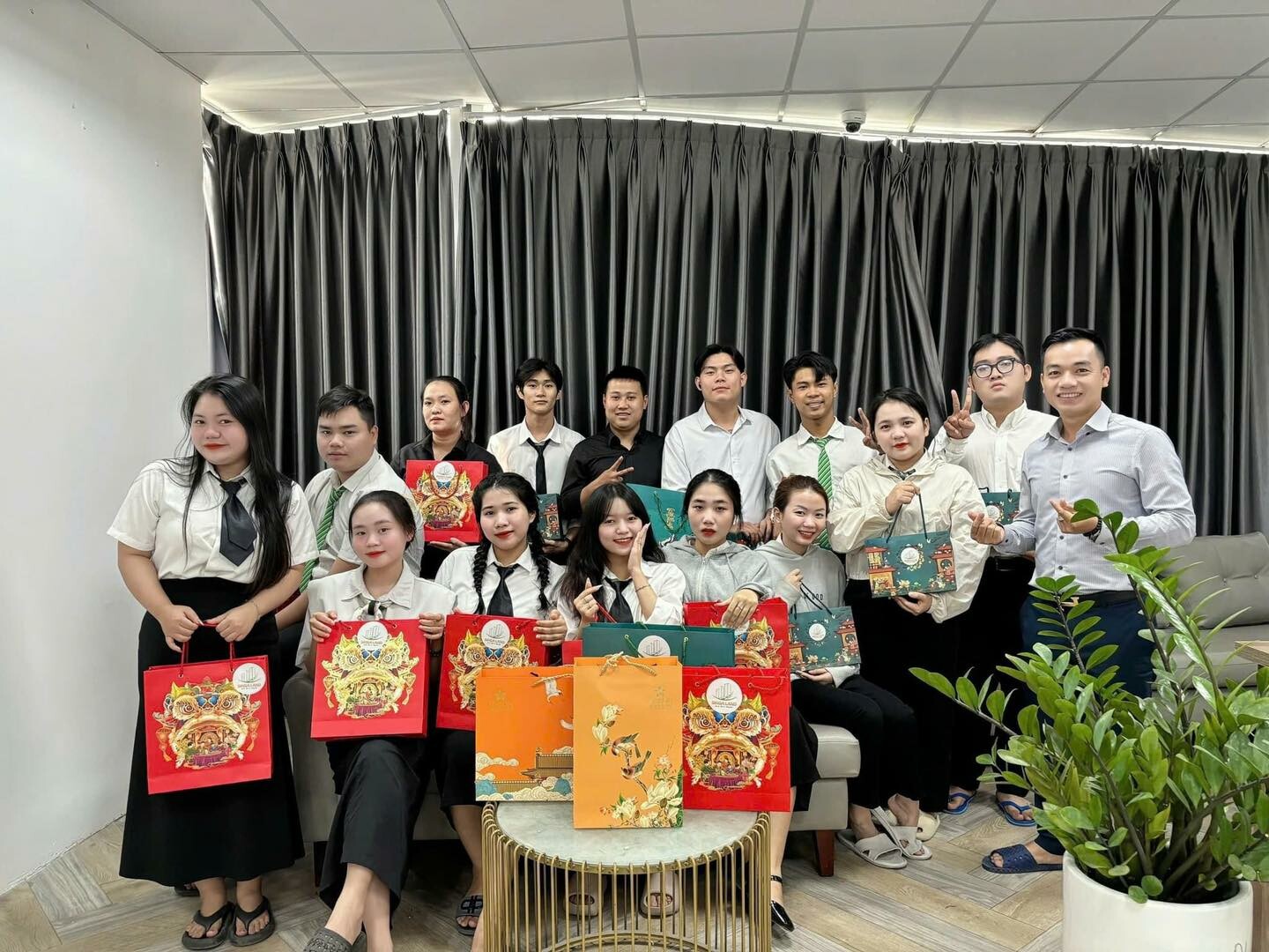 Đầu Tư Và Phát Triển Bất Động Sản Singa 10