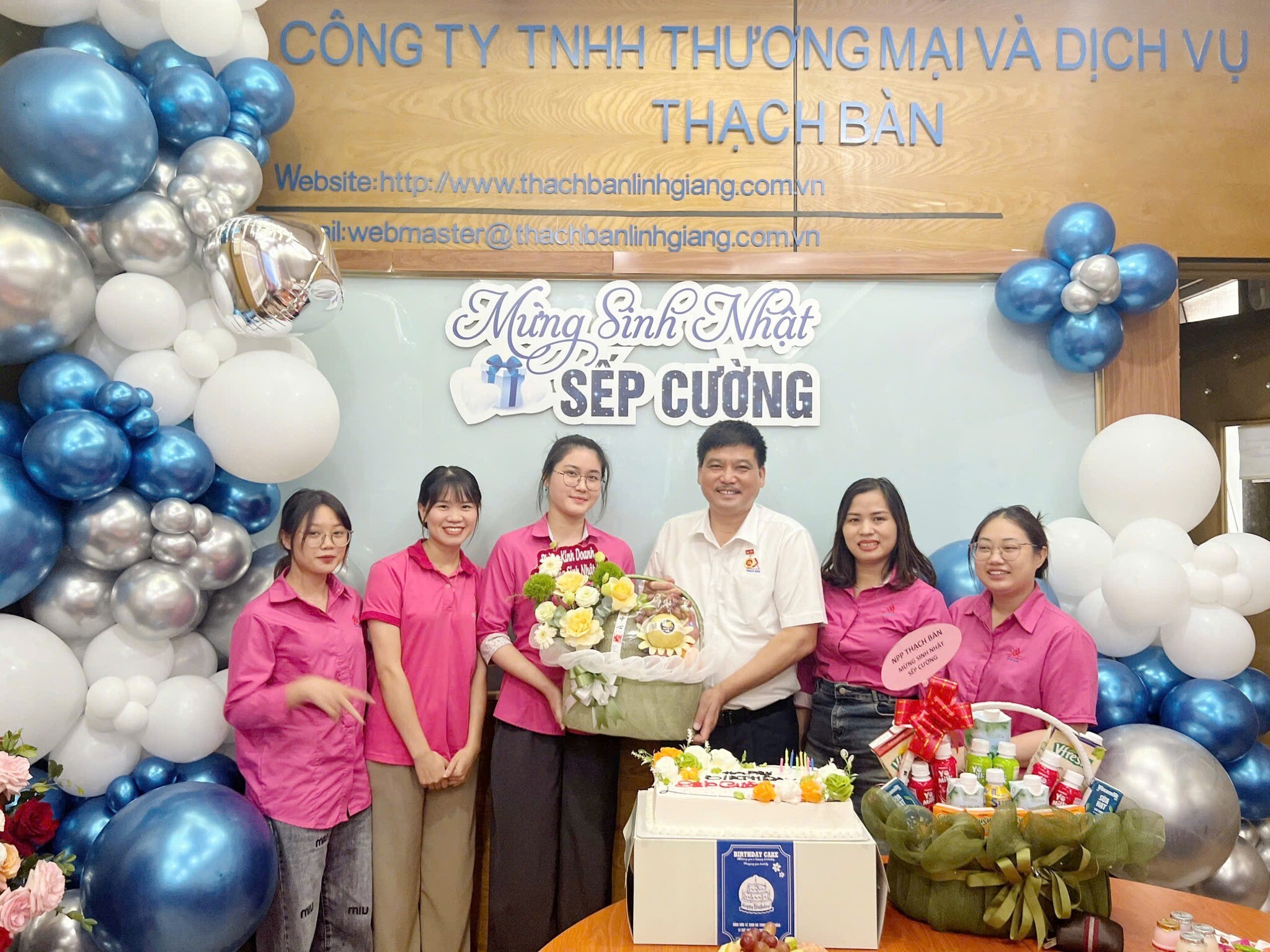 Thương mại và Dịch vụ Thạch Bàn 4