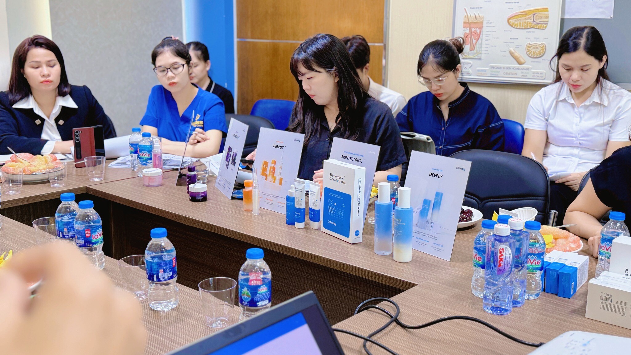 Dịch vụ và Phát triển PPL 2