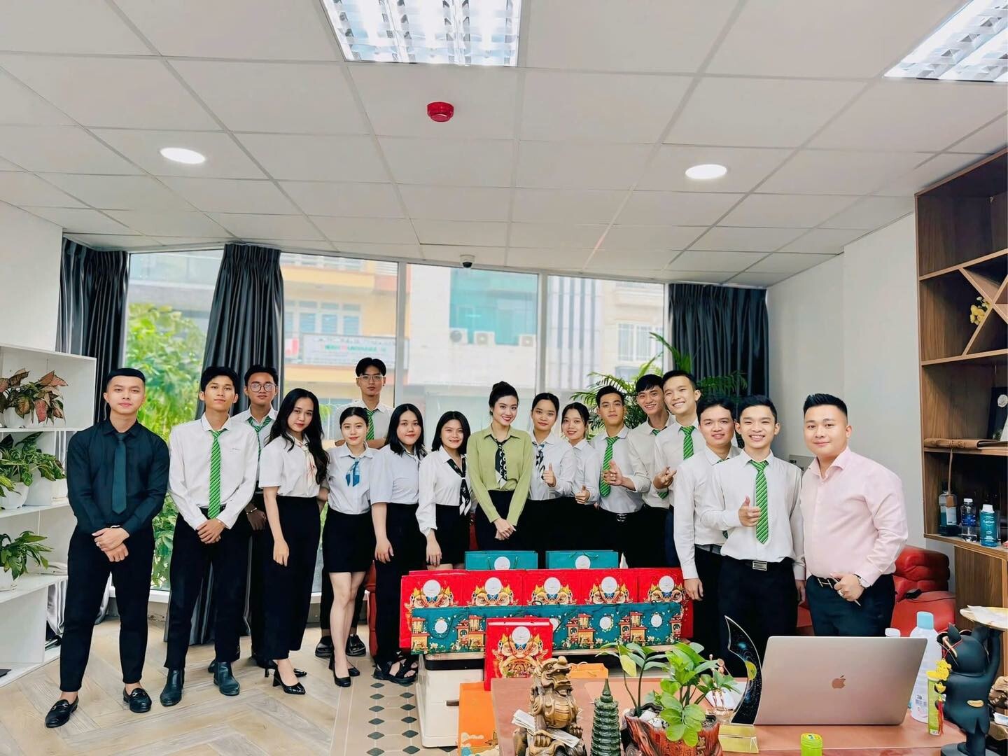 Đầu Tư Và Phát Triển Bất Động Sản Singa 4