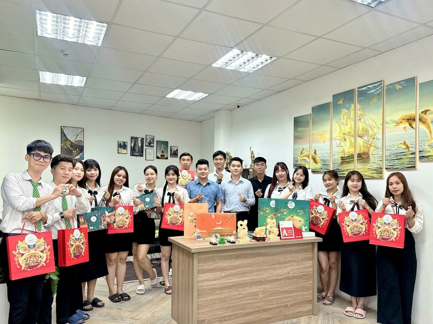 Đầu Tư Và Phát Triển Bất Động Sản Singa 7