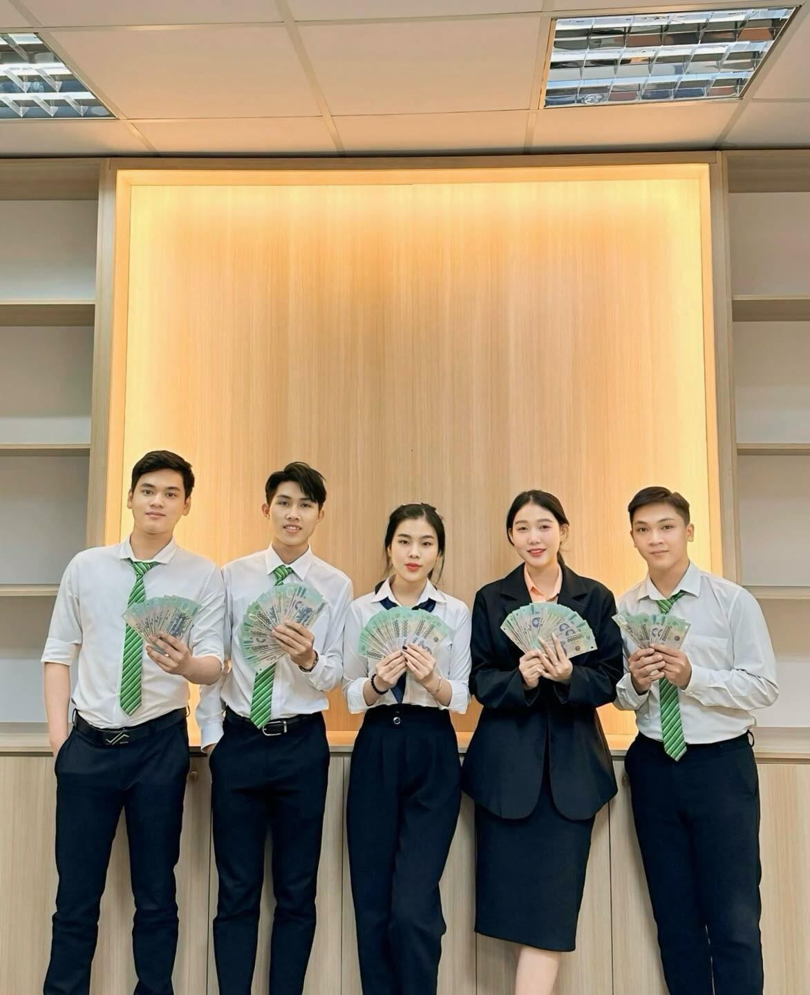 Đầu Tư Và Phát Triển Bất Động Sản Singa 13