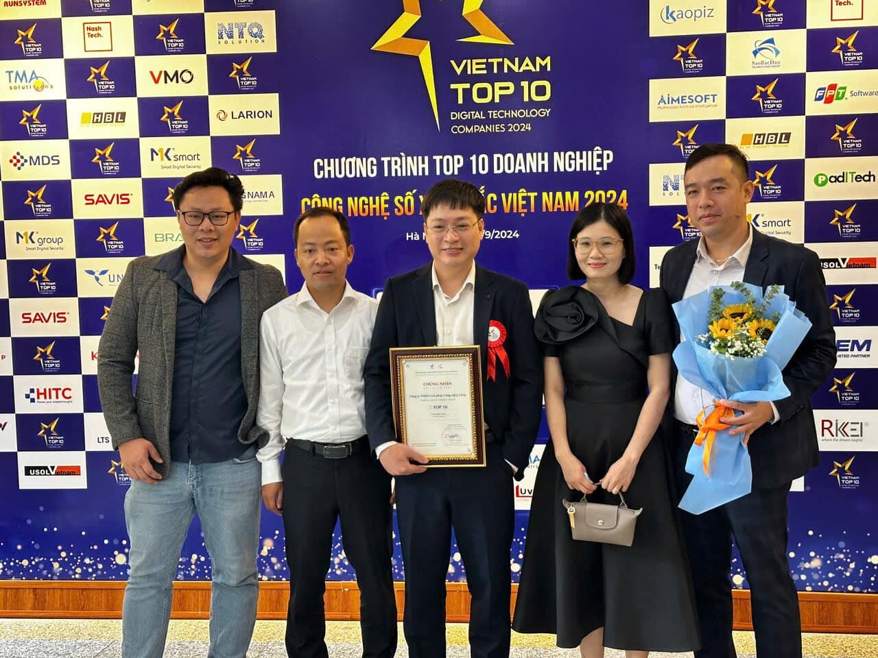 Giải pháp Công nghệ Cộng - TechPlus 8