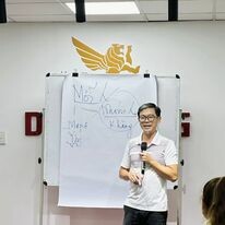 Đại Thắng Holdings 11