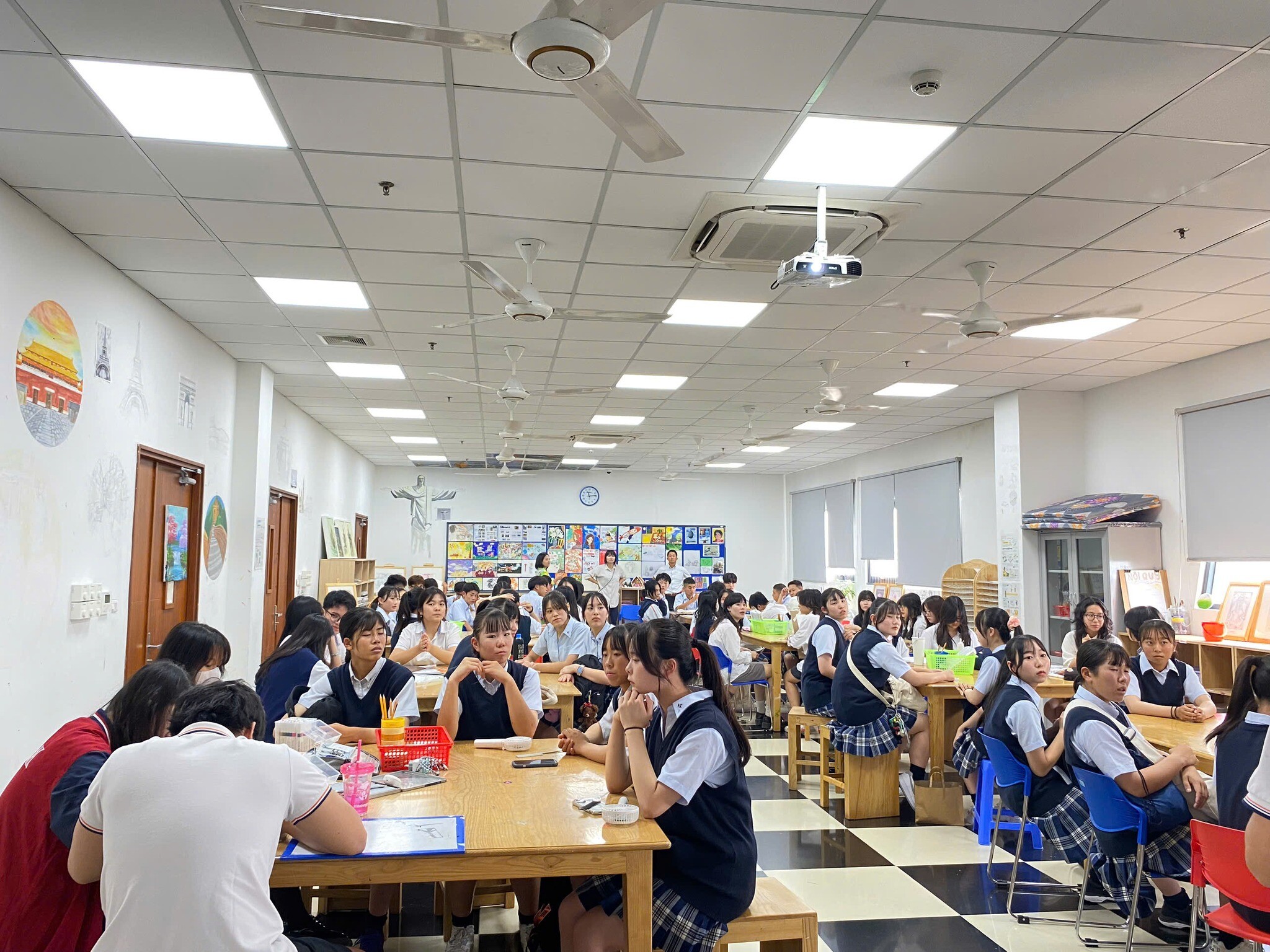 Học Viện Quản Lý Giáo Dục Quốc Tế ATI 10