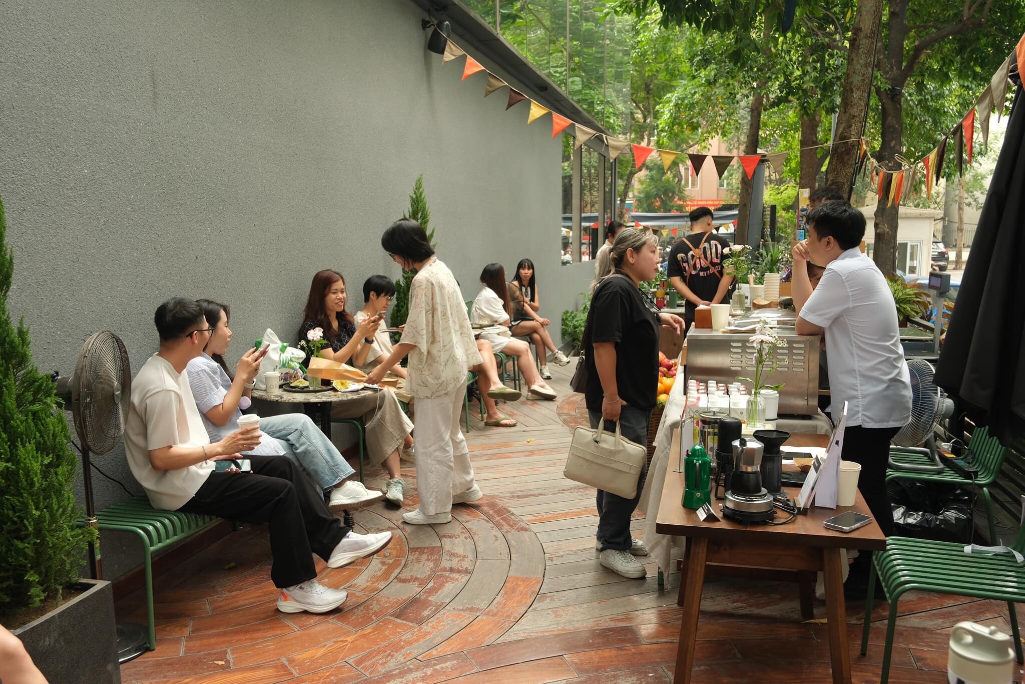 THÁI YÊN CAFE 1