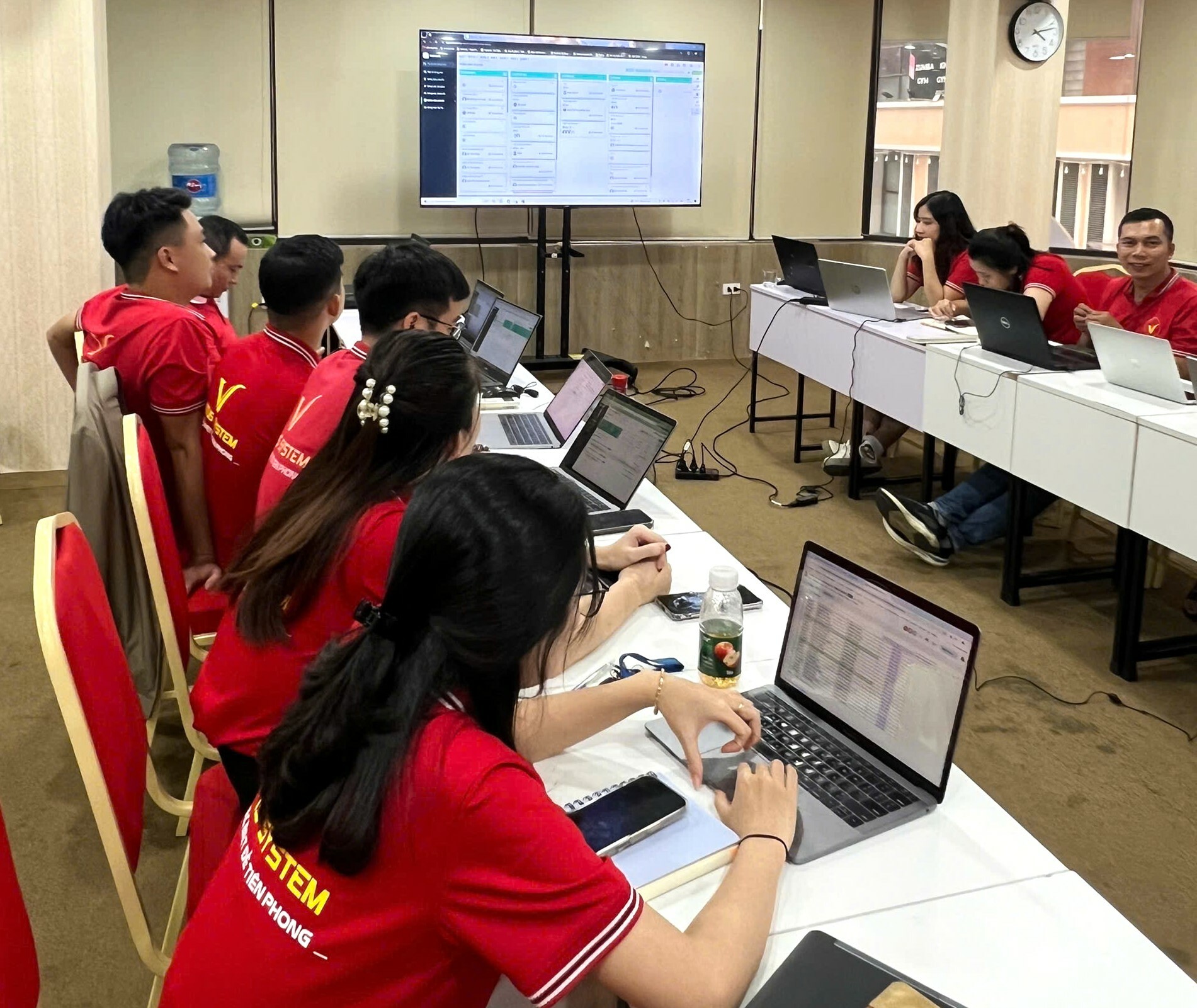 FASTWORK VIỆT NAM 14