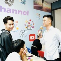 Truyền thông và Công nghệ Faschannel 8