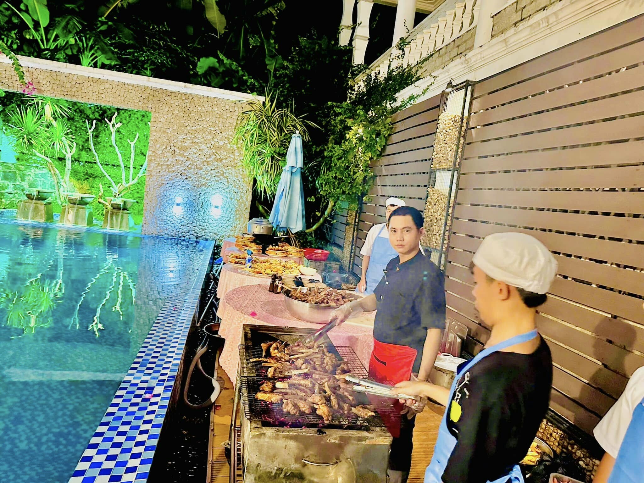 VẠN CHÀI RESTAURANT 2