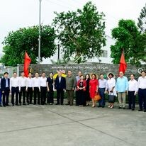 Giống Gia Cầm Lượng Huệ 16