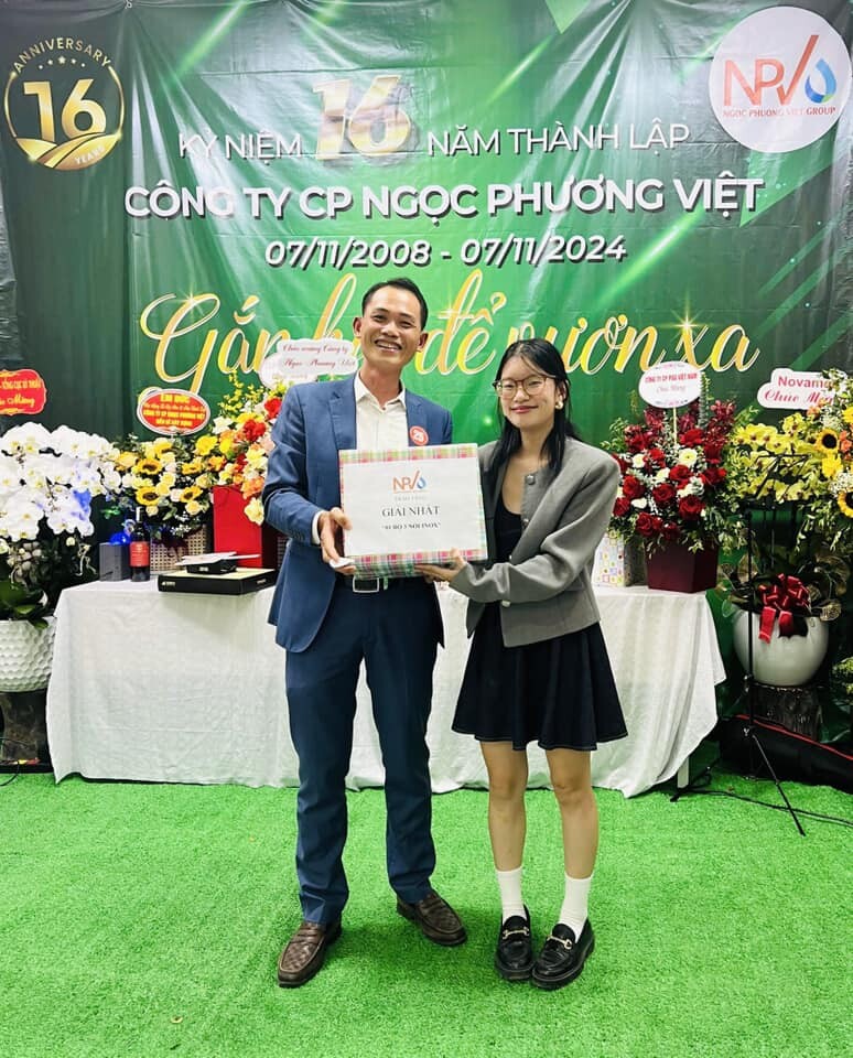 Ngọc Phương Việt 12