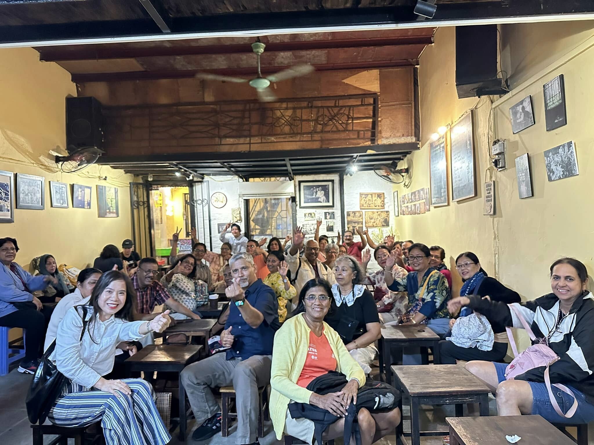 Du lịch Red Beach 3