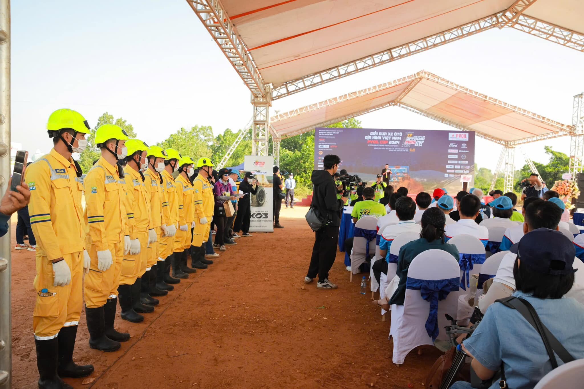 Trung tâm Ứng phó sự cố môi trường Việt Nam 1