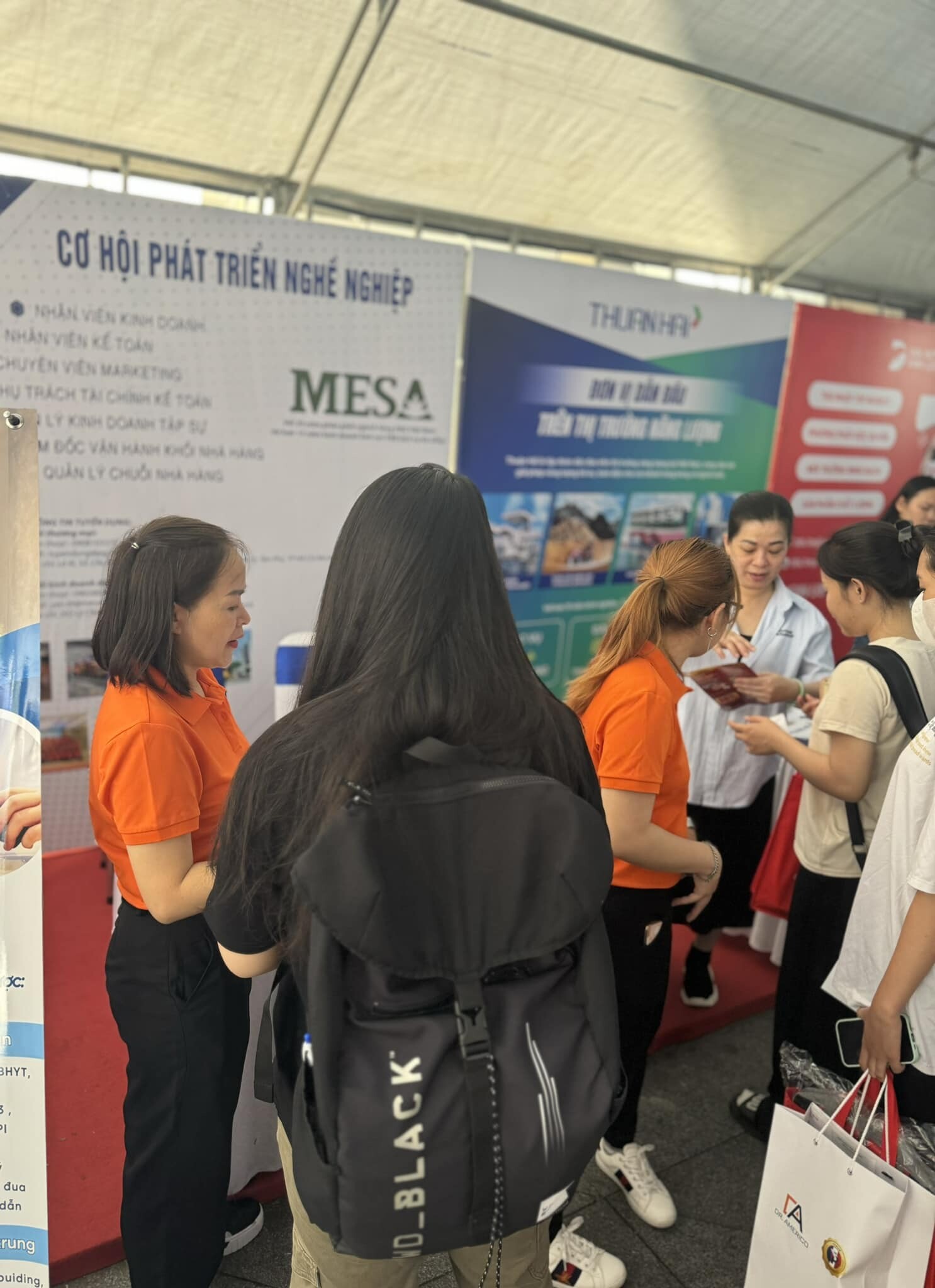 Thương Mại Và Dịch Vụ Mesa 7