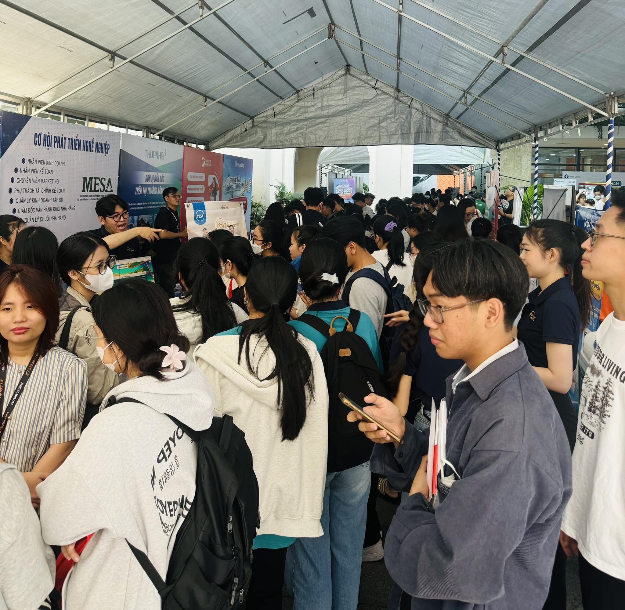 Thương Mại Và Dịch Vụ Mesa 4