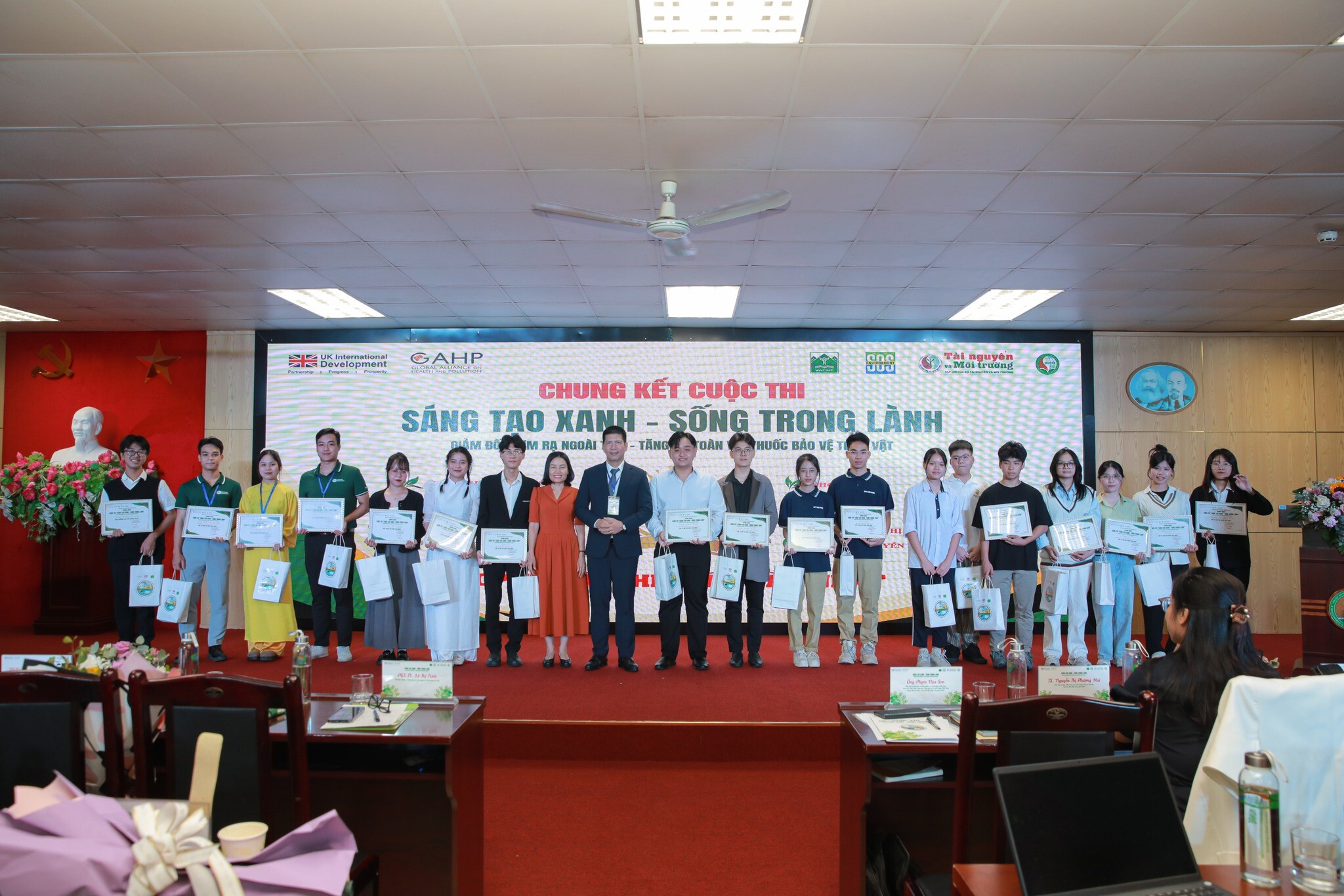 Trung tâm Ứng phó sự cố môi trường Việt Nam 14