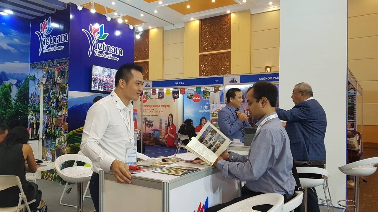 Asia Travel & Leisure 7