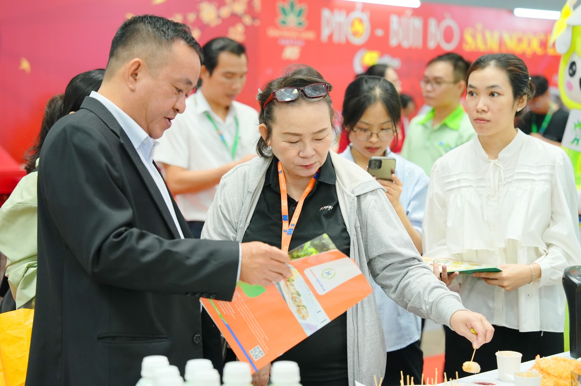 Thực Phẩm Hùng Hậu - HungHau Foods 3