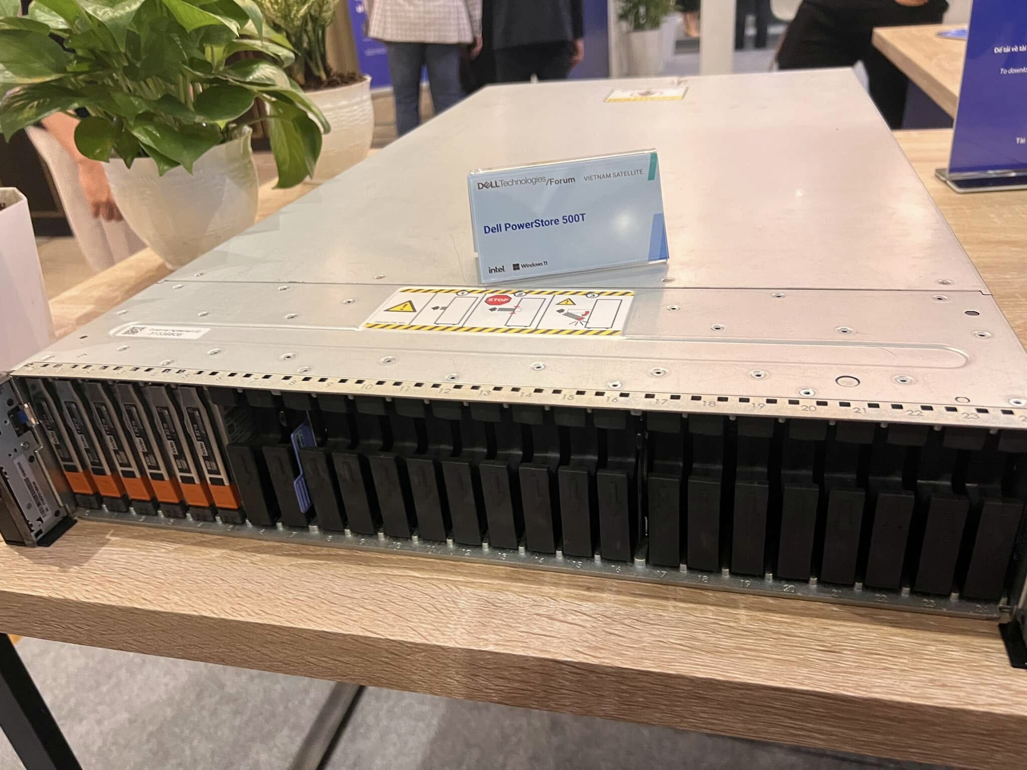 Công Nghệ Máy Chủ Mạng 9