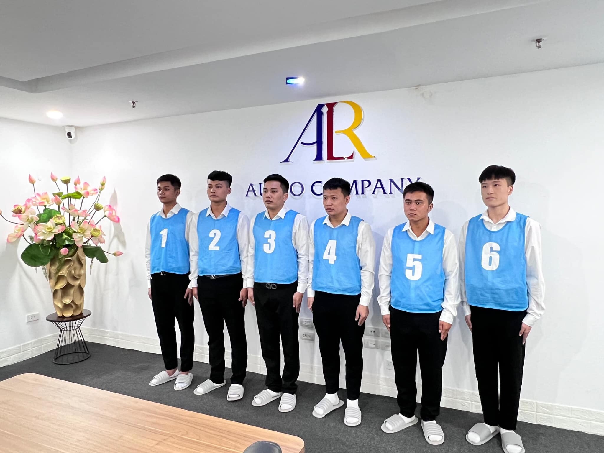 NGUỒN NHÂN LỰC ÂU CƠ 5