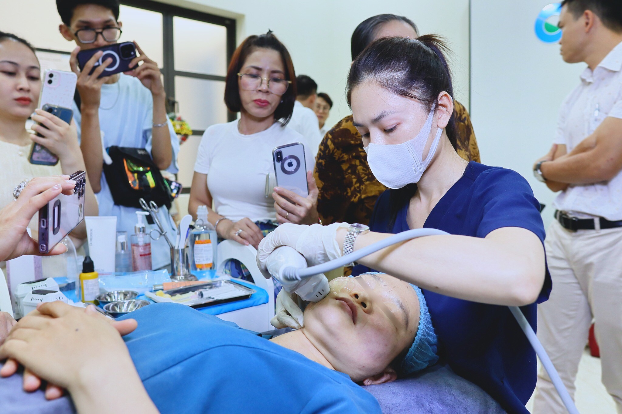 Thiết Bị Thẩm Mỹ Osaka 6