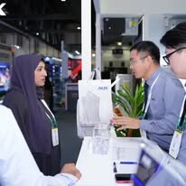 AUX CLOUD COMMERCE 9