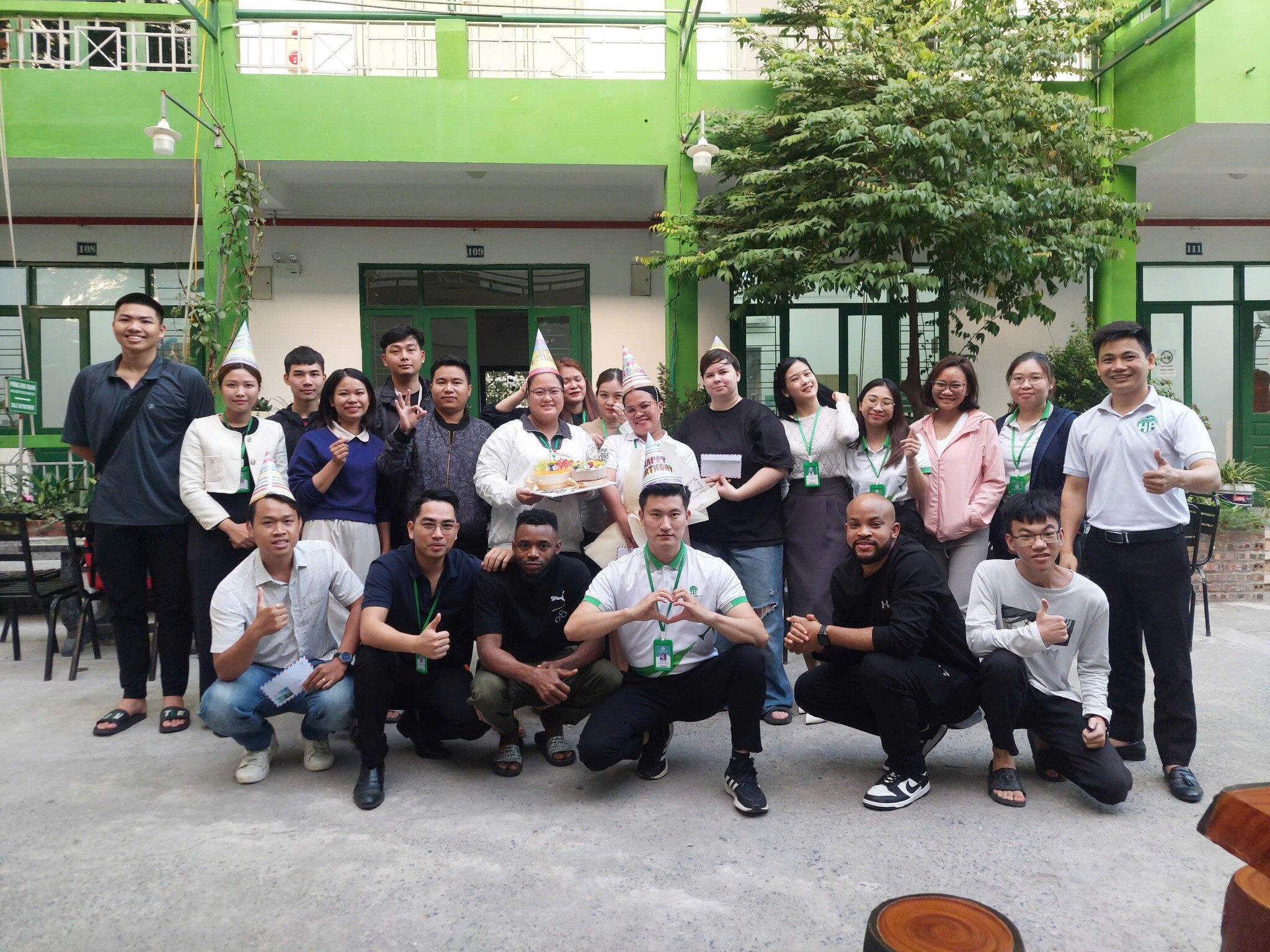 Thương mại và dịch vụ HLV Hải Phòng - HP English Homestay 6