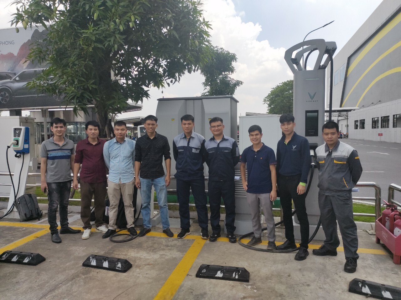 Công Ty TNHH Echrging 2