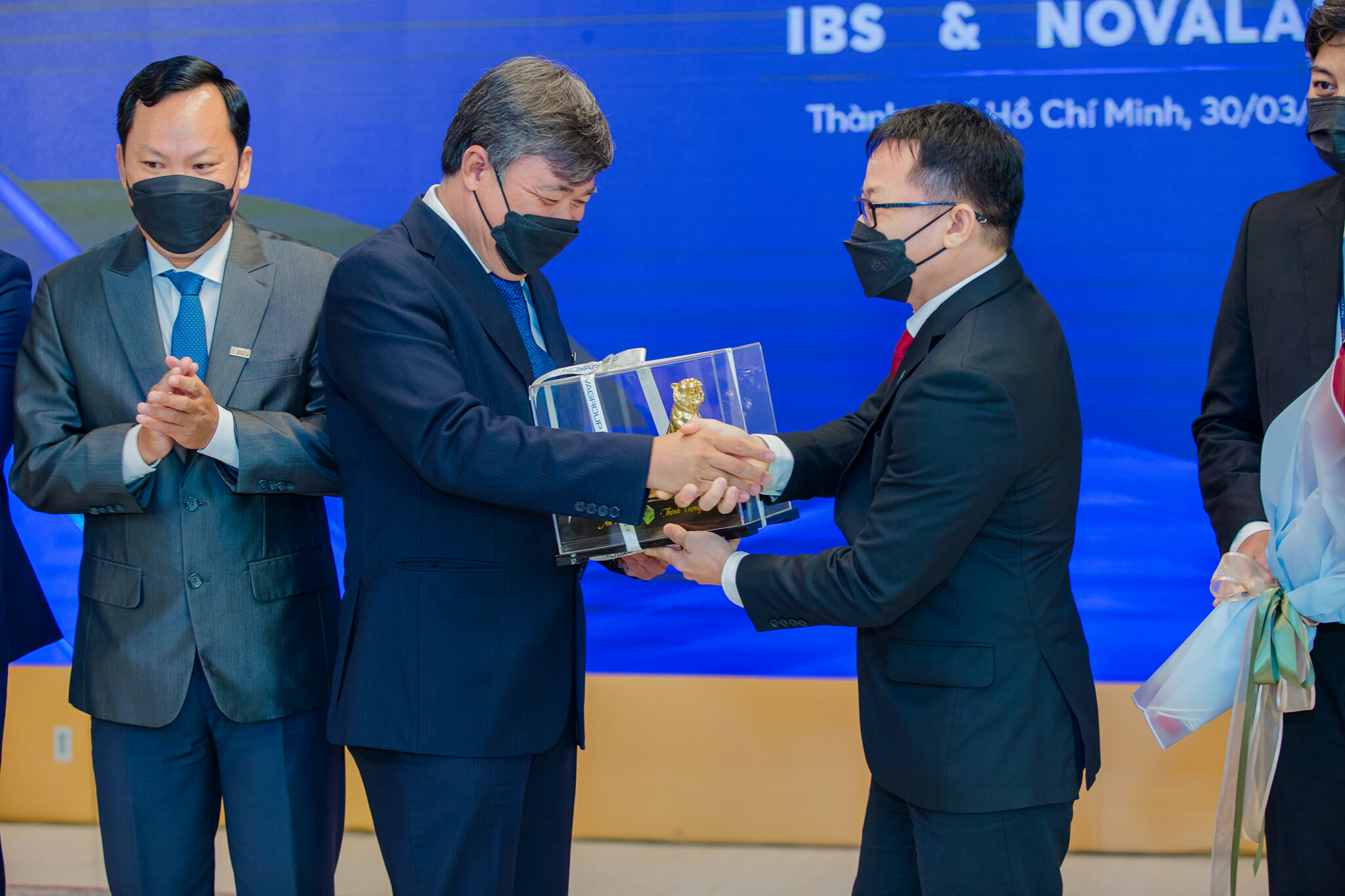 XÂY DỰNG CÔNG NGHIỆP DỊCH VỤ VIỆT NAM IBS 9