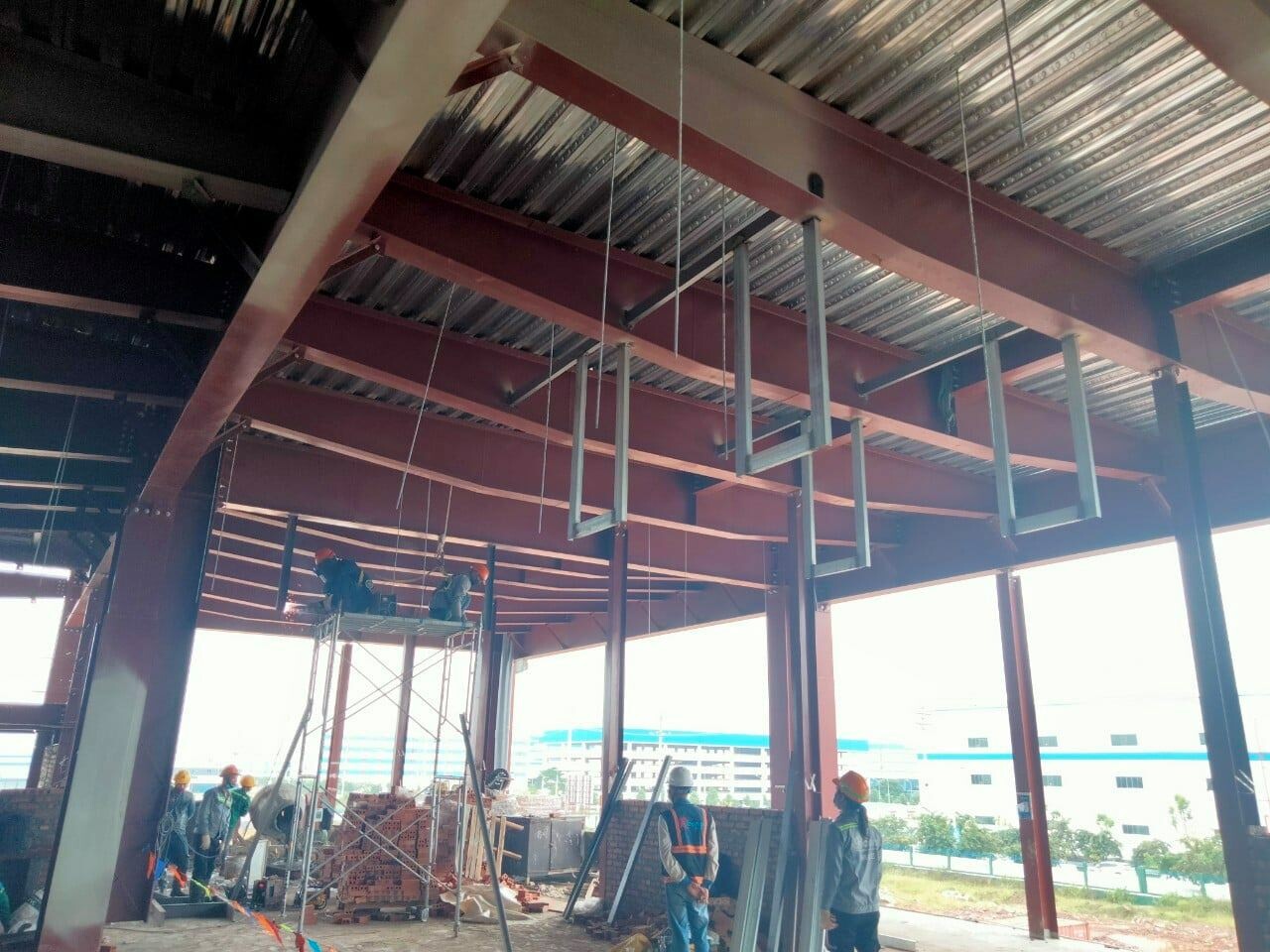 Kỹ Thuật Lắp Đặt Và Xây Dựng Biển Đông 1