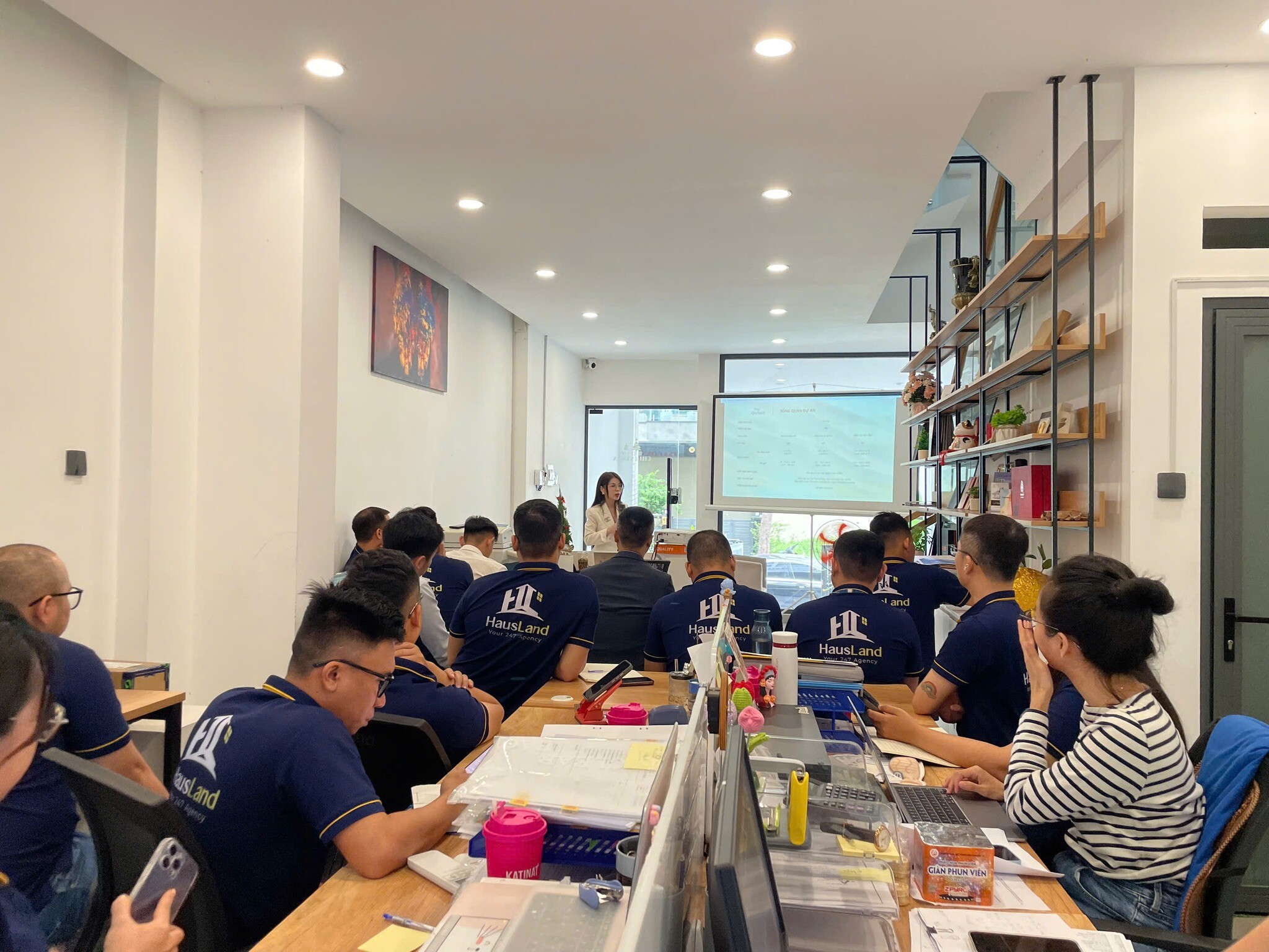 Bất Động Sản Hausland 7