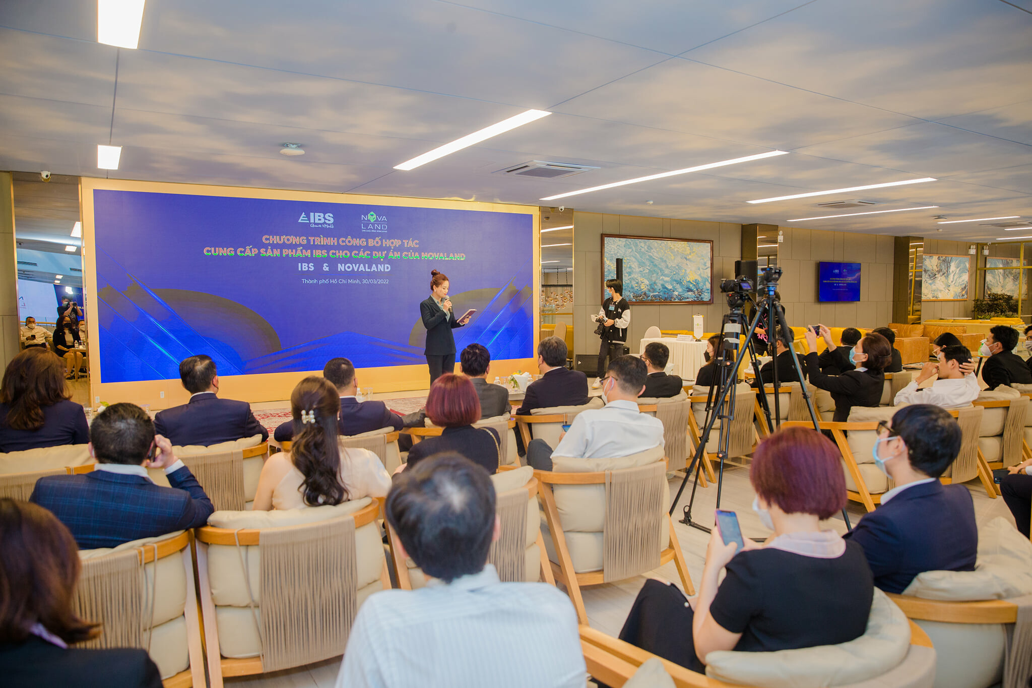 XÂY DỰNG CÔNG NGHIỆP DỊCH VỤ VIỆT NAM IBS 7