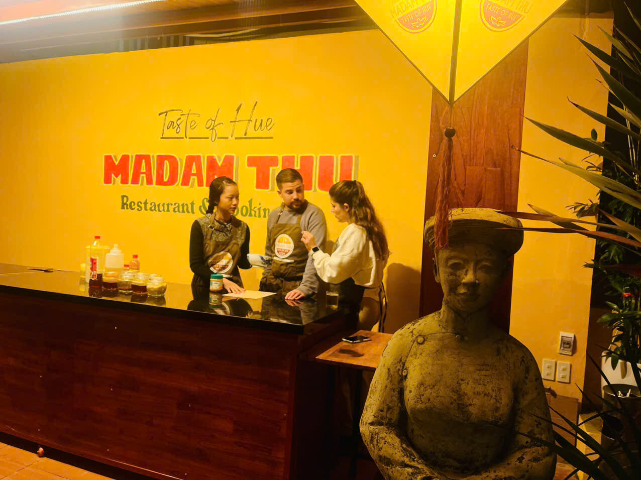 Madam Thu Restaurant 2