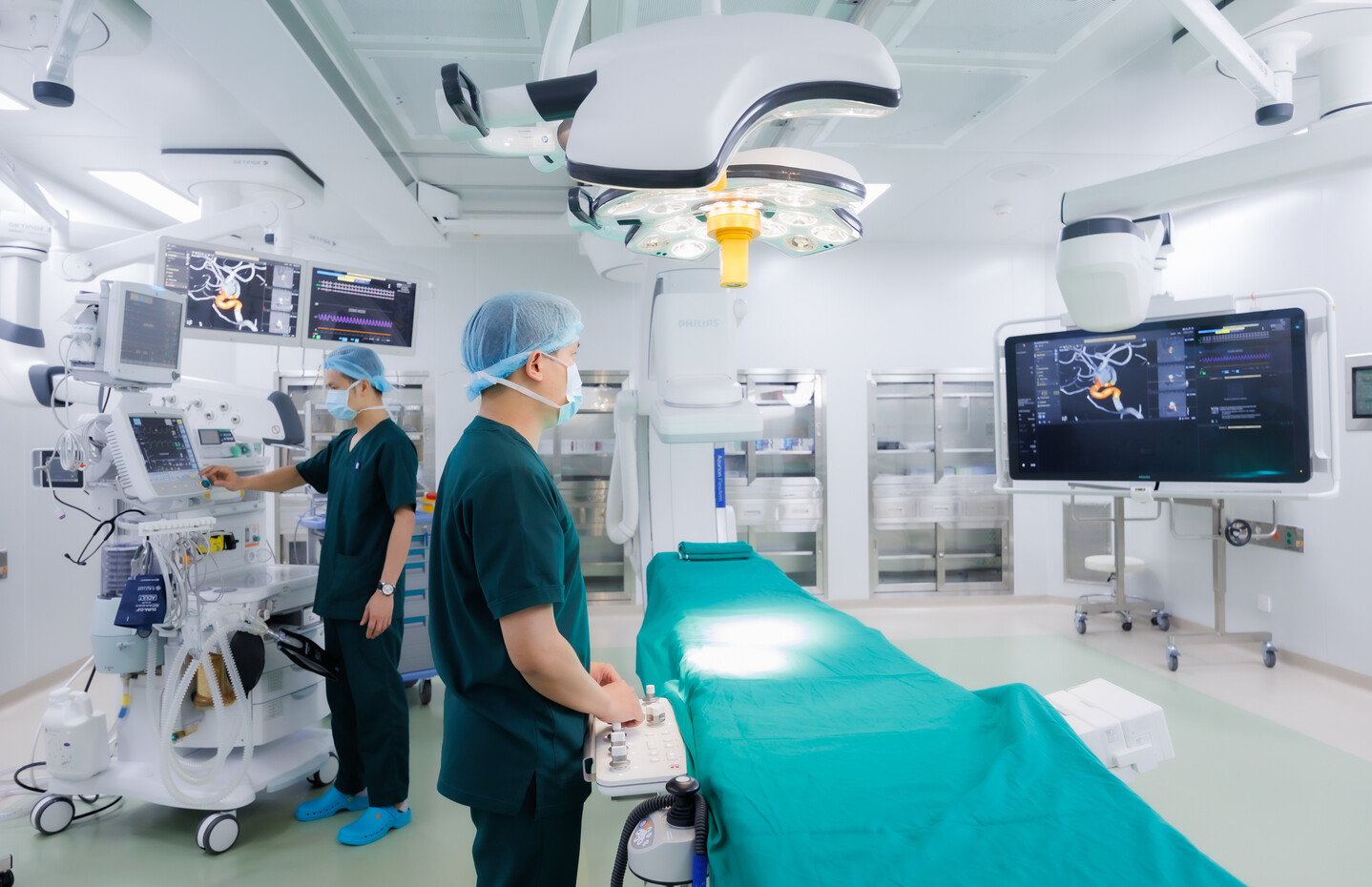 Bệnh viện Mặt trời 4