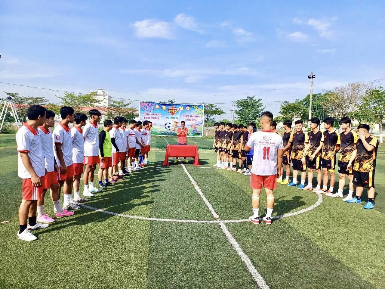 Nhựa Nhị Bình 7