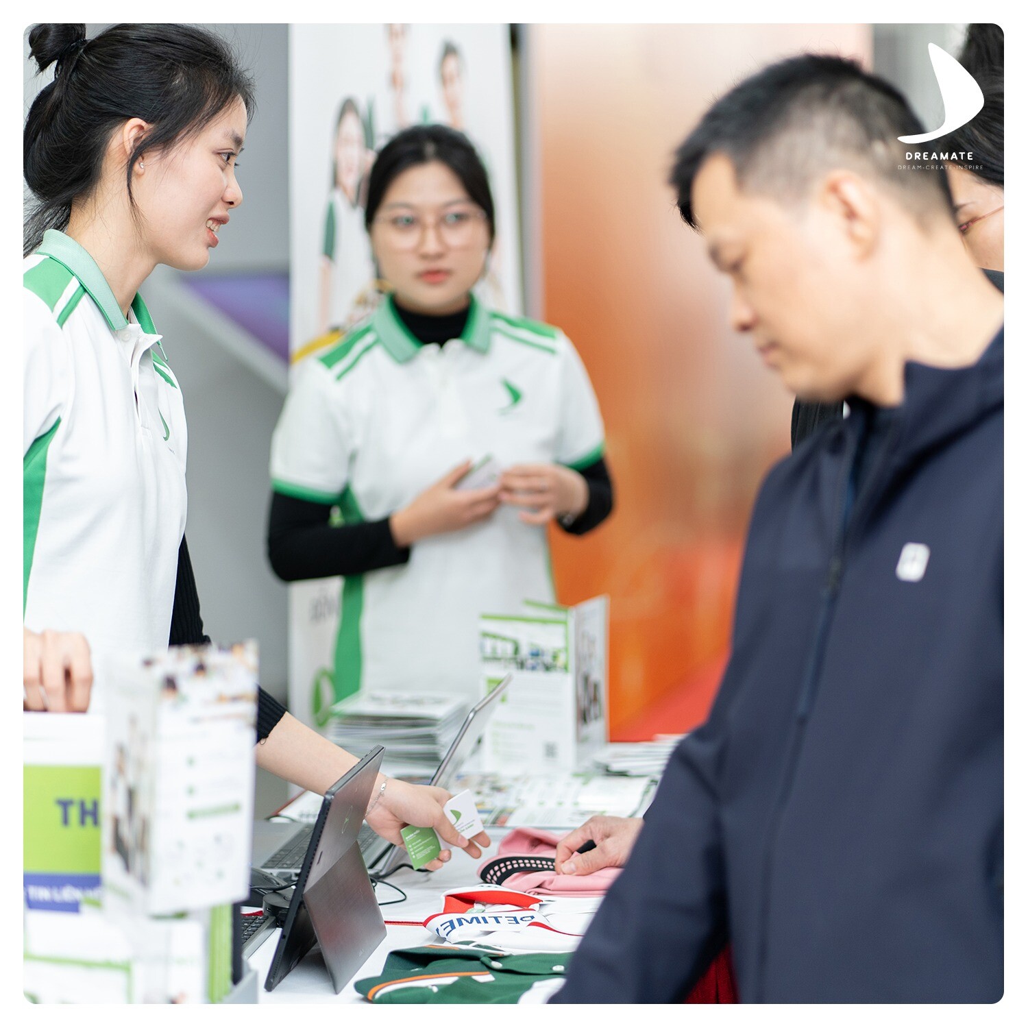 SẢN XUẤT VÀ XUẤT NHẬP KHẨU CÁNH BUỒM XANH - Dreamate Uniform 8