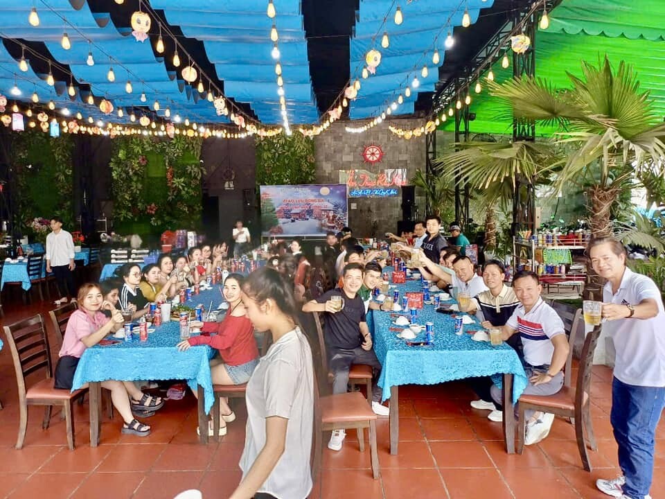 Nhựa Nhị Bình 9