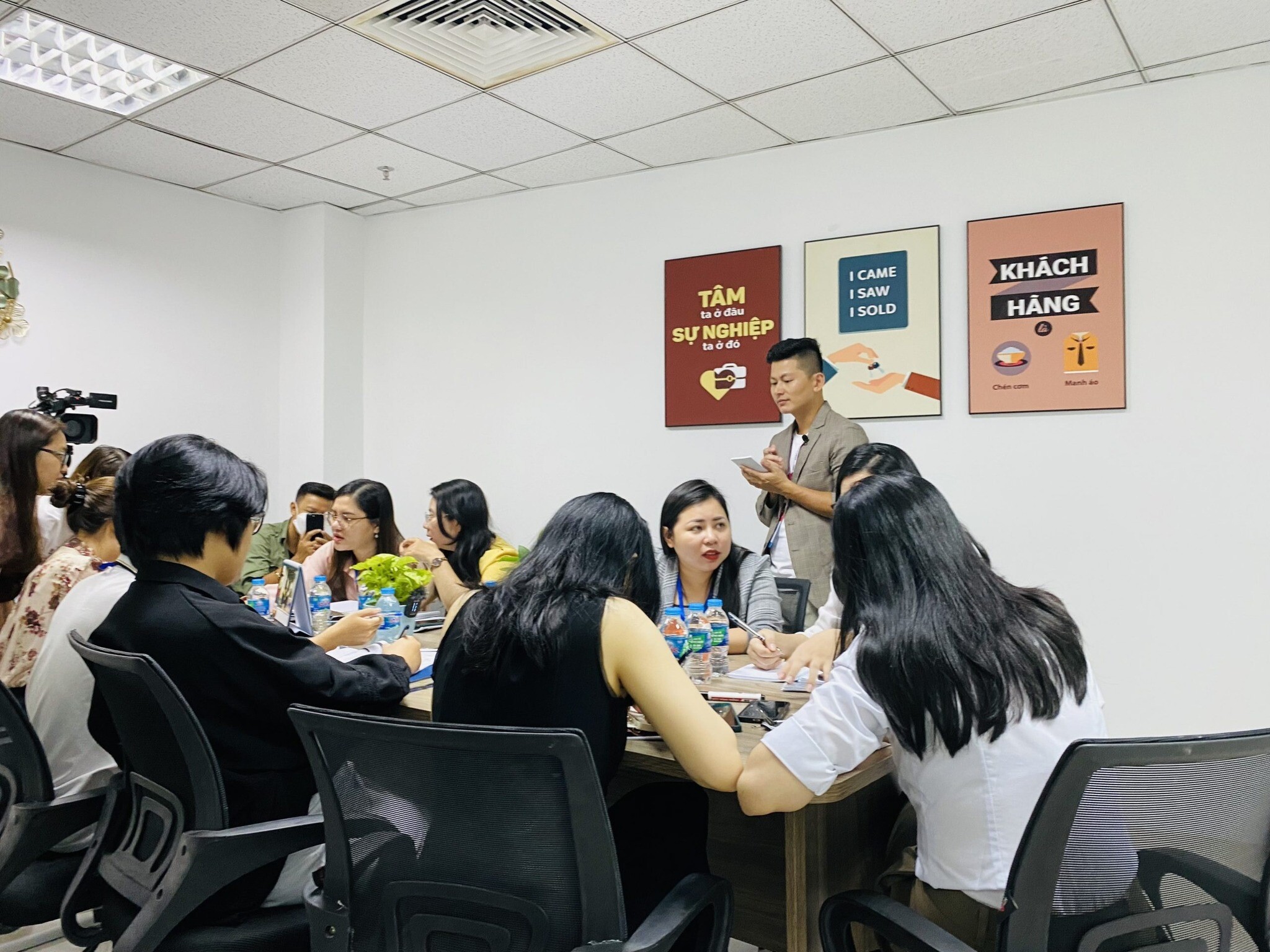 TM DV VẬN TẢI HỢP TIẾN 4