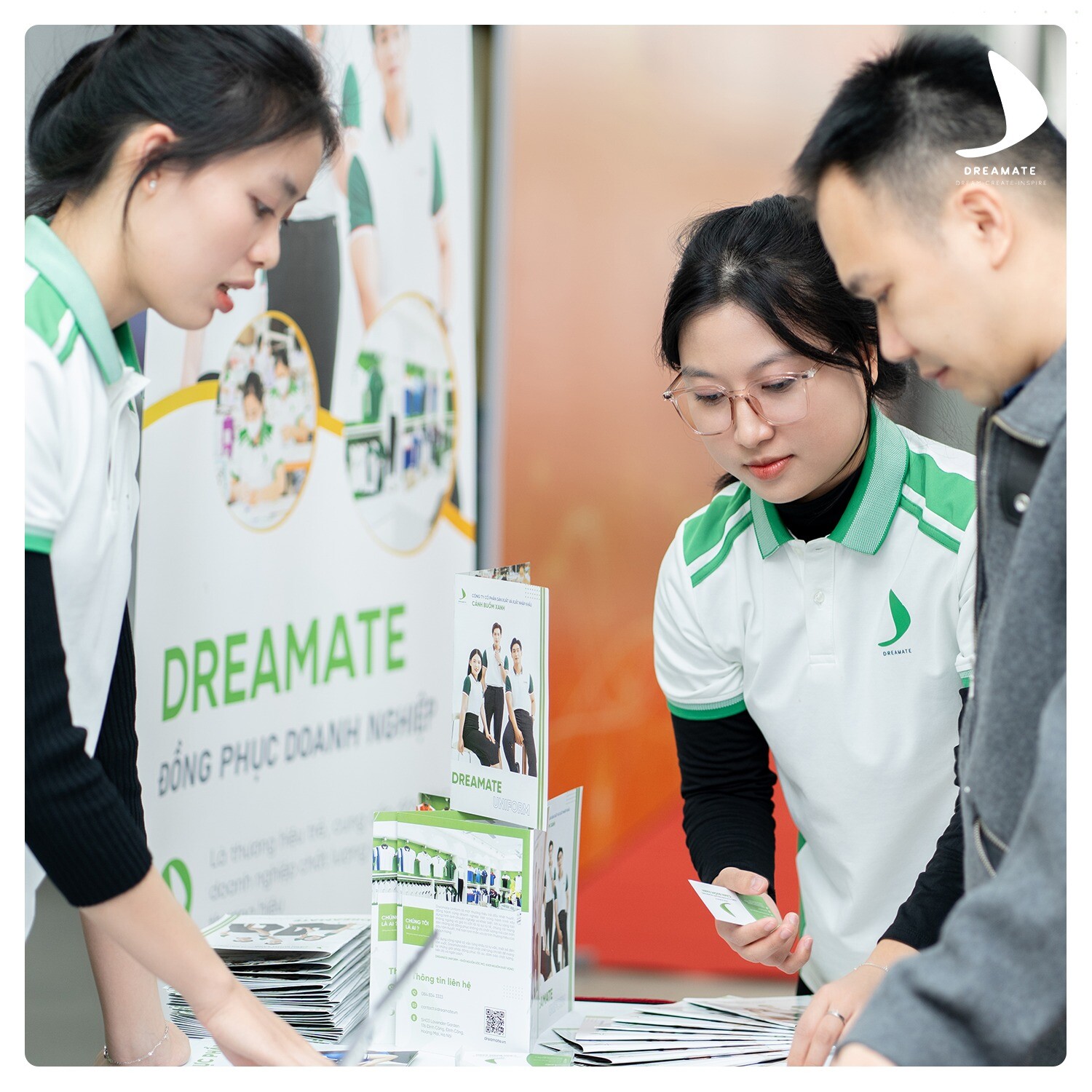 SẢN XUẤT VÀ XUẤT NHẬP KHẨU CÁNH BUỒM XANH - Dreamate Uniform 1