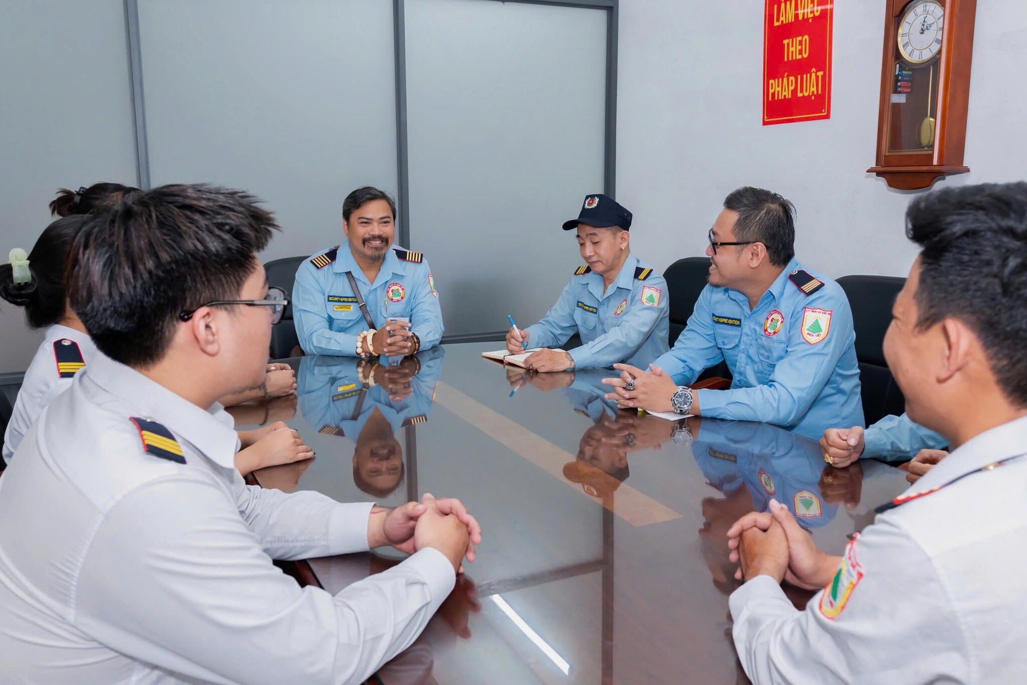 Bảo Vệ Bách Việt 7