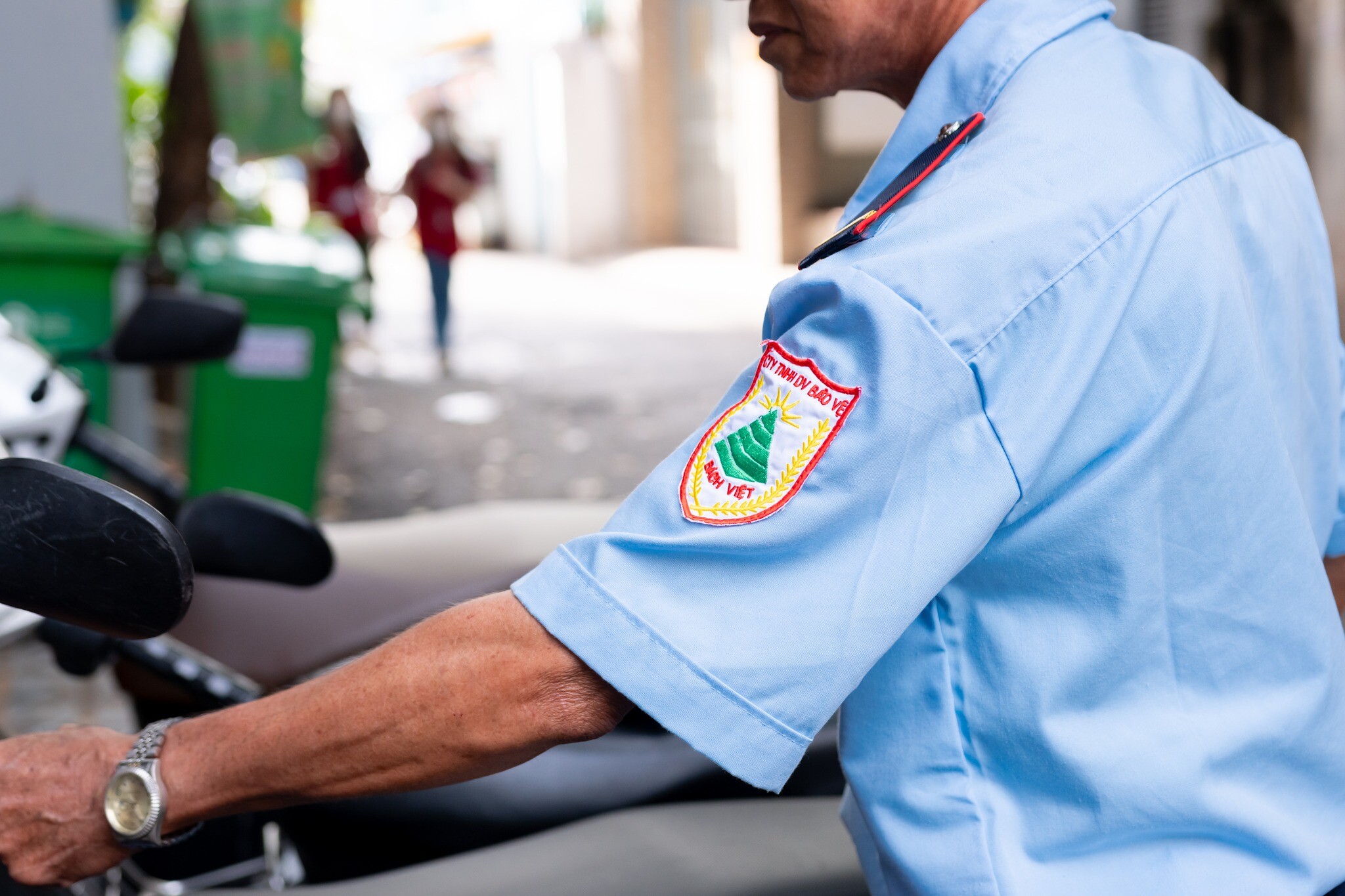 Bảo Vệ Bách Việt 14