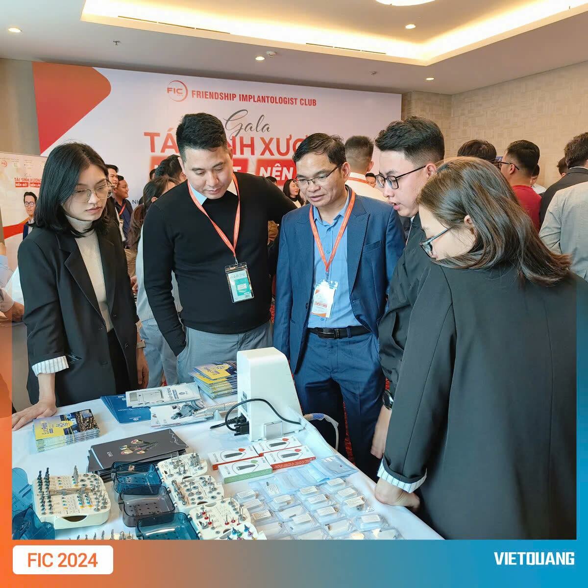 Nha Khoa Việt Quang 13