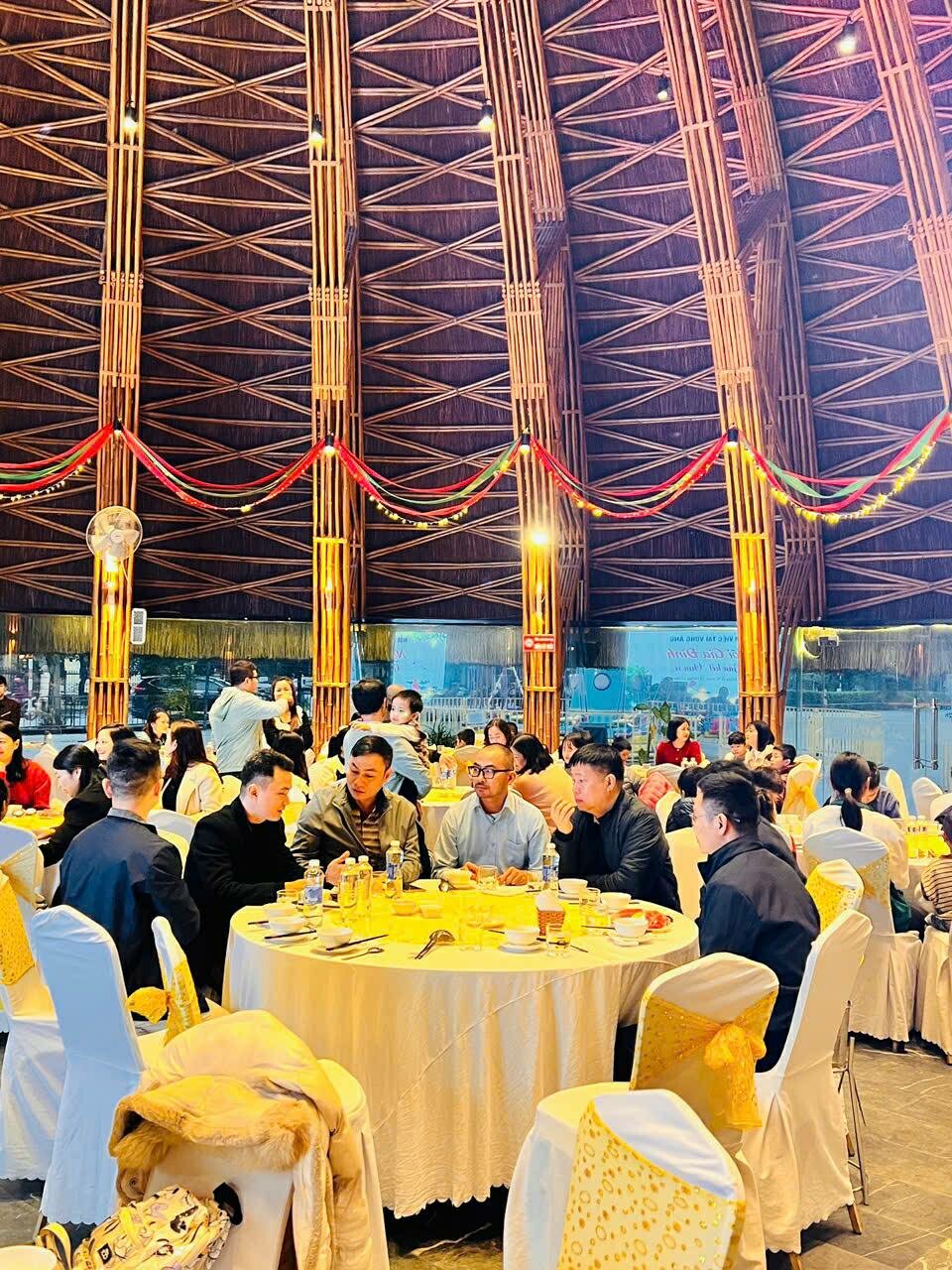 Khu Tổ Hợp Cafe & Nhà Hàng QK Complex 8