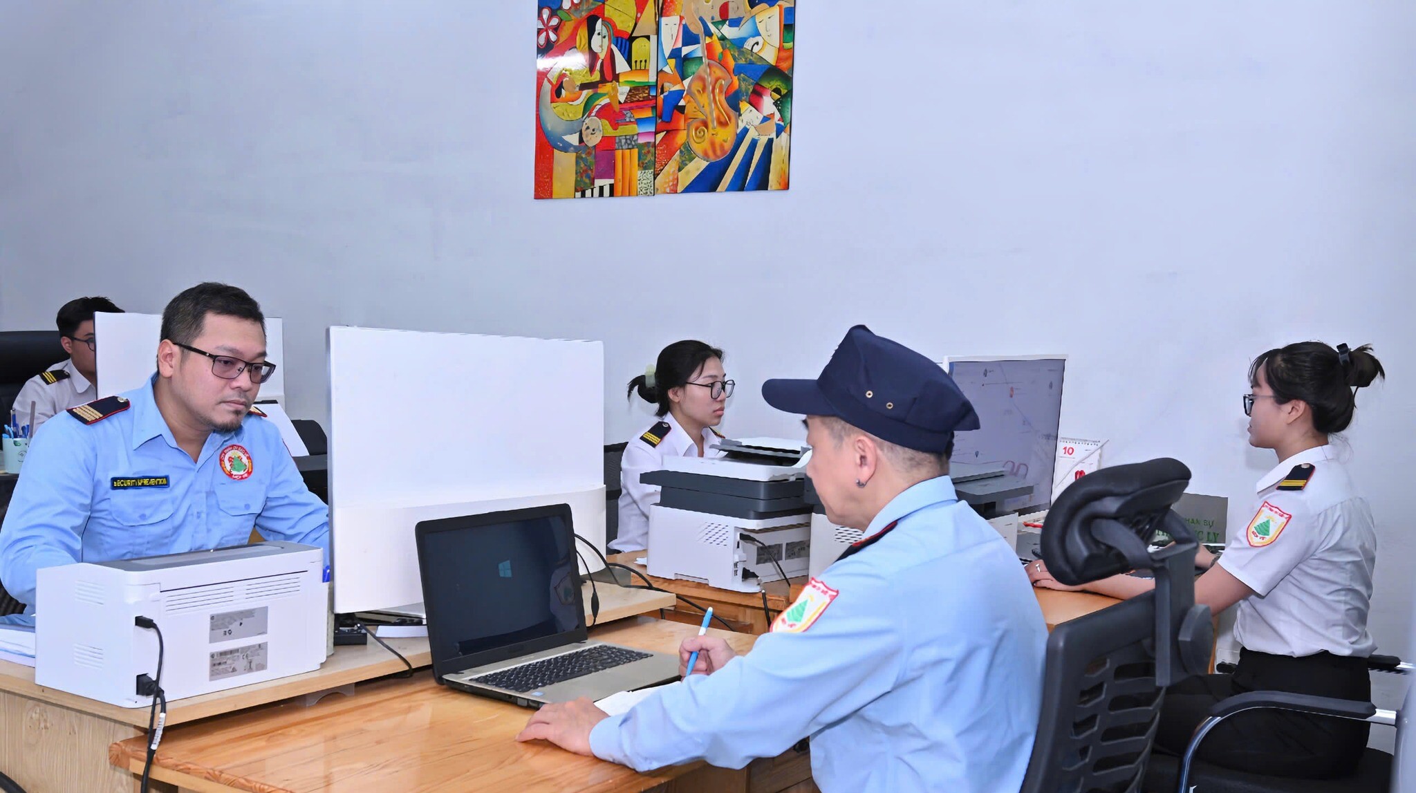 Bảo Vệ Bách Việt 9