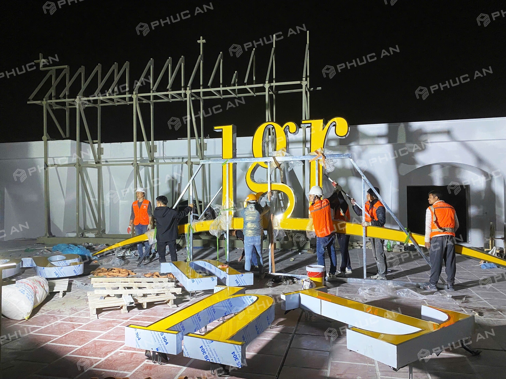 Quảng Cáo Và Nội Thất Phúc An 1