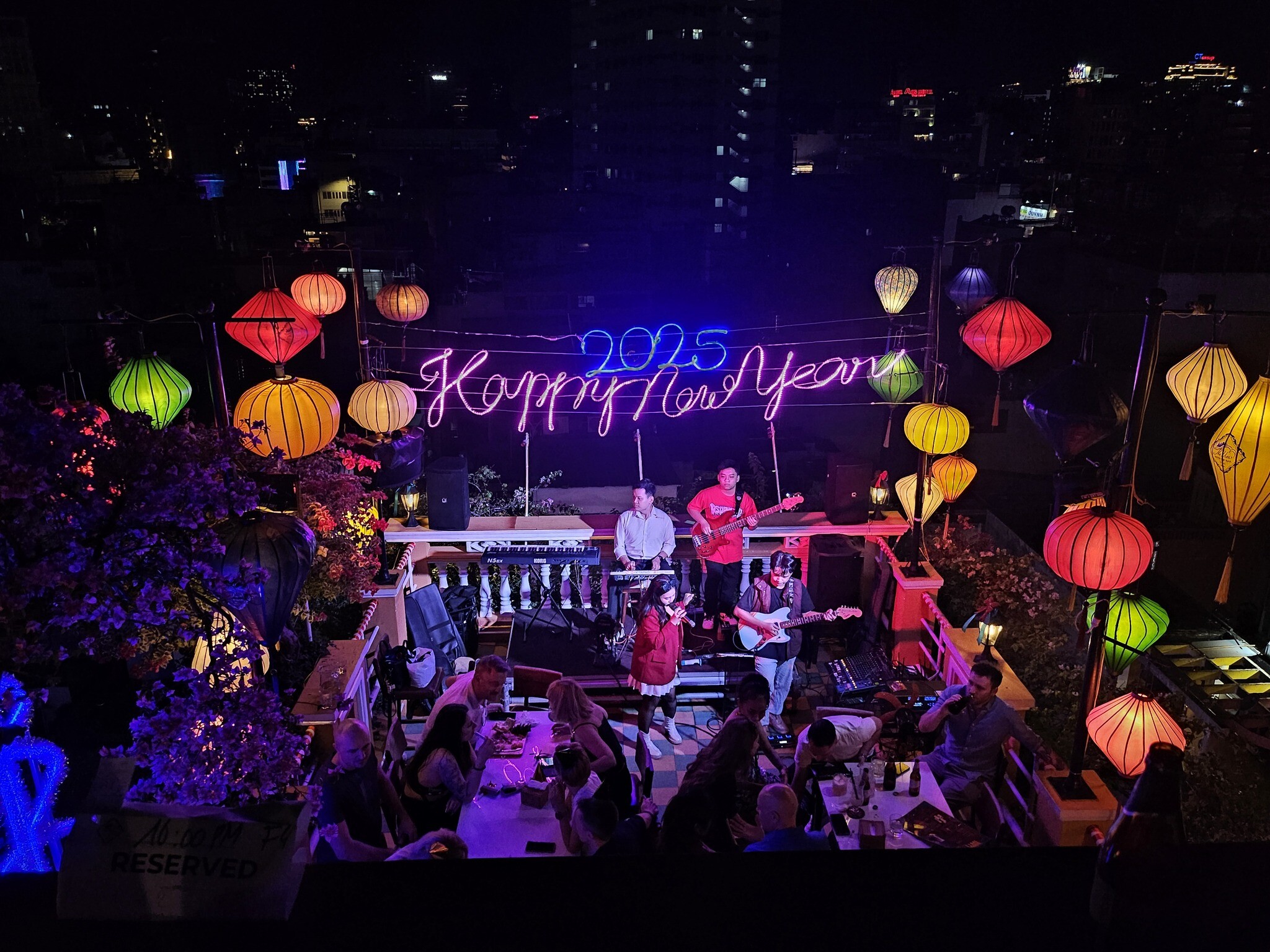 KHÁCH SẠN ĐỨC VƯỢNG 7