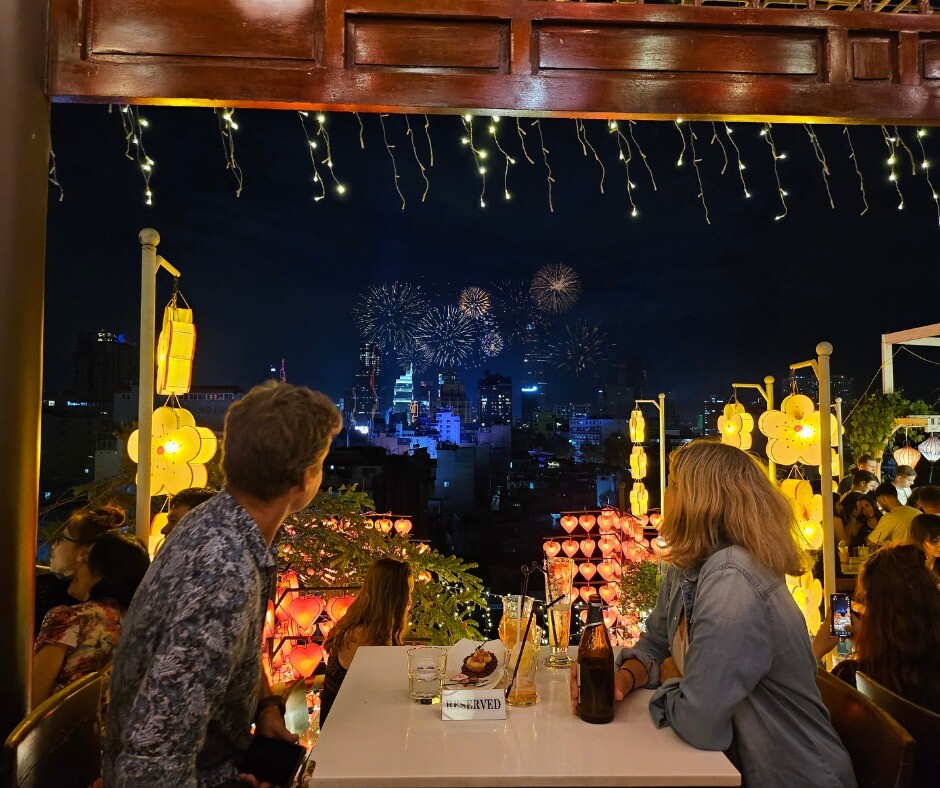 KHÁCH SẠN ĐỨC VƯỢNG 6