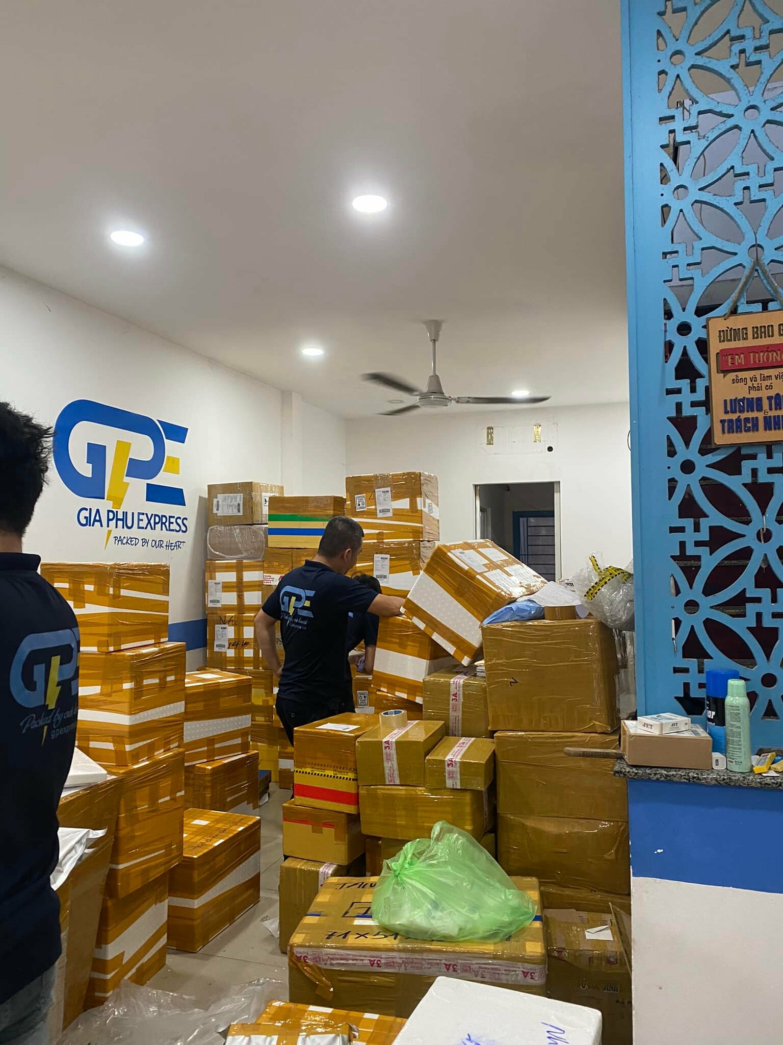 Global Solution Logistics - GSL 6